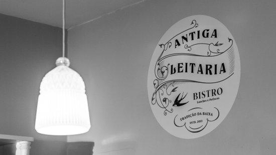 Antiga Leitaria Bistro
